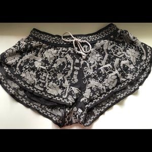 Ecoté casual shorts SZ M